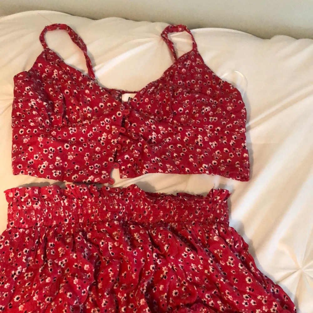 Matching set - Picture 2 of 3